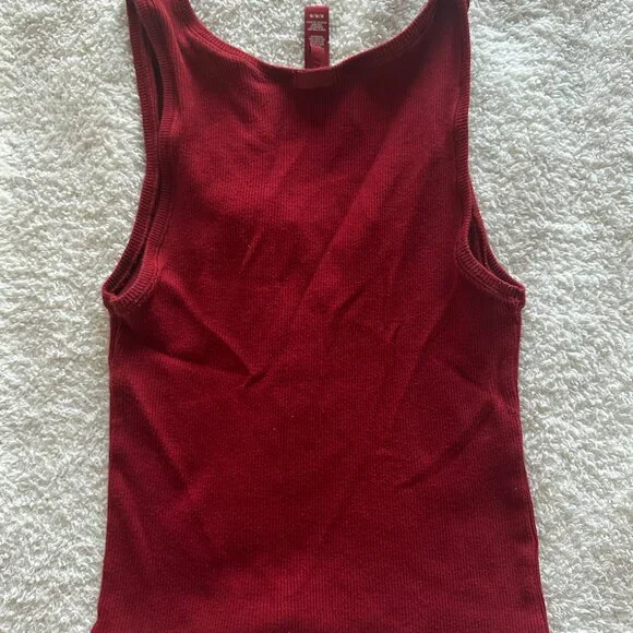 Skims Cotton Rib Tank - Picture 5 of 5